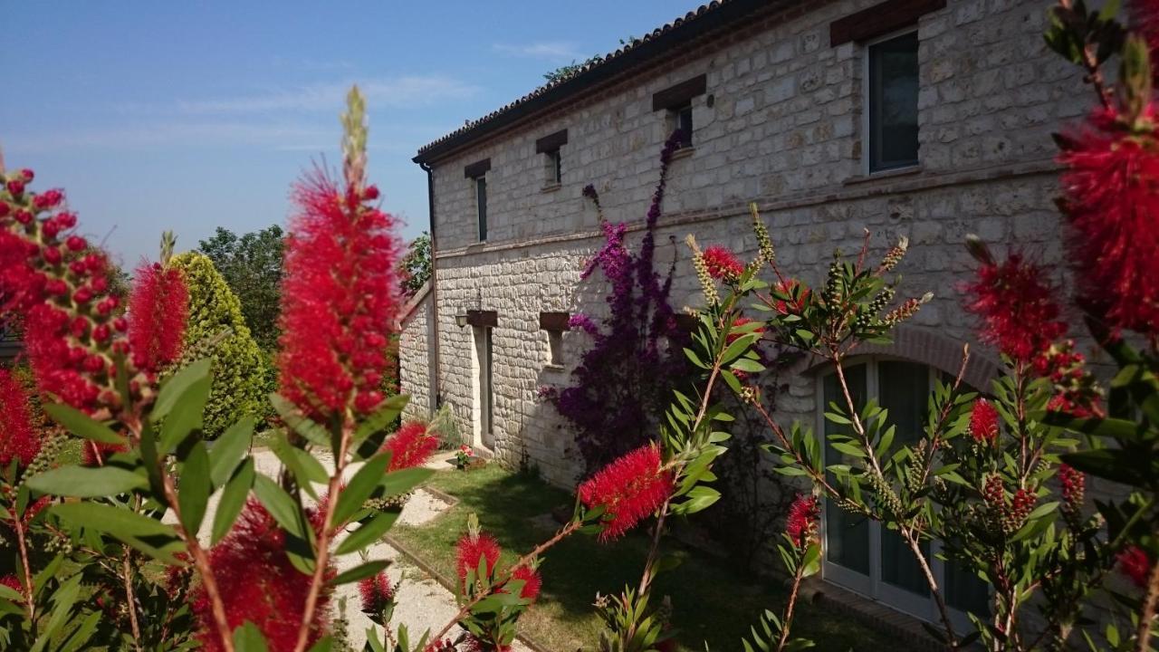 Valcastagno Relais & Residence Sirolo Exterior foto