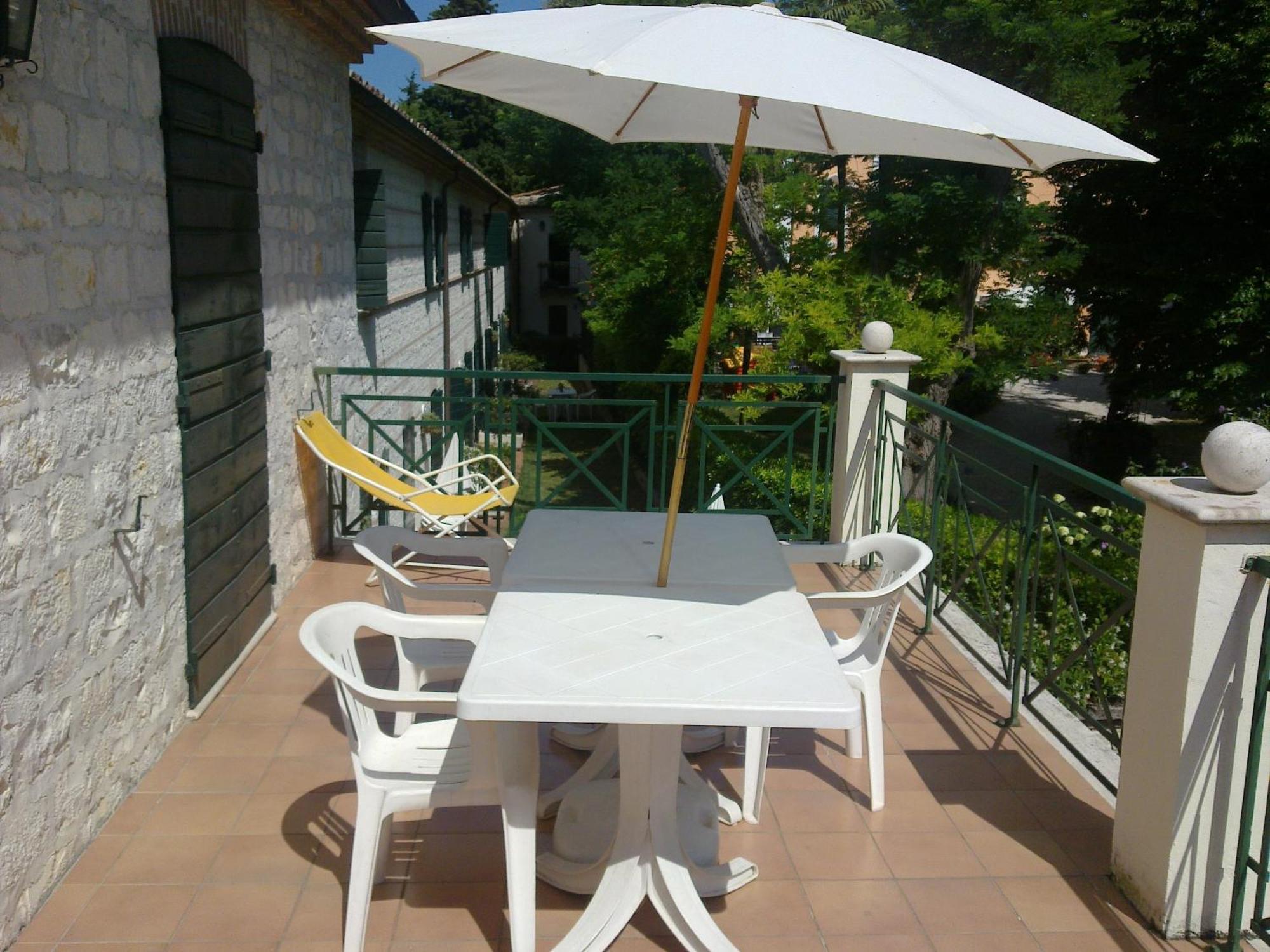 Valcastagno Relais & Residence Sirolo Habitación foto